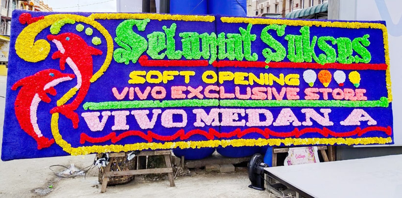 bunga papan Medan selamat dan sukses