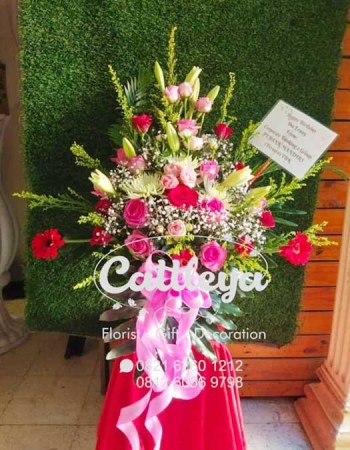 bunga meja selamat ulang tahun