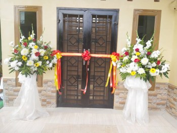 pita peresmian rumah